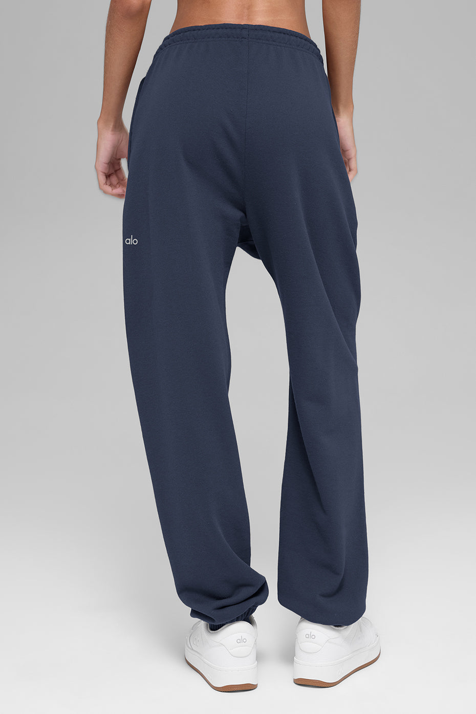 alo Chill Sweatpant - Navy