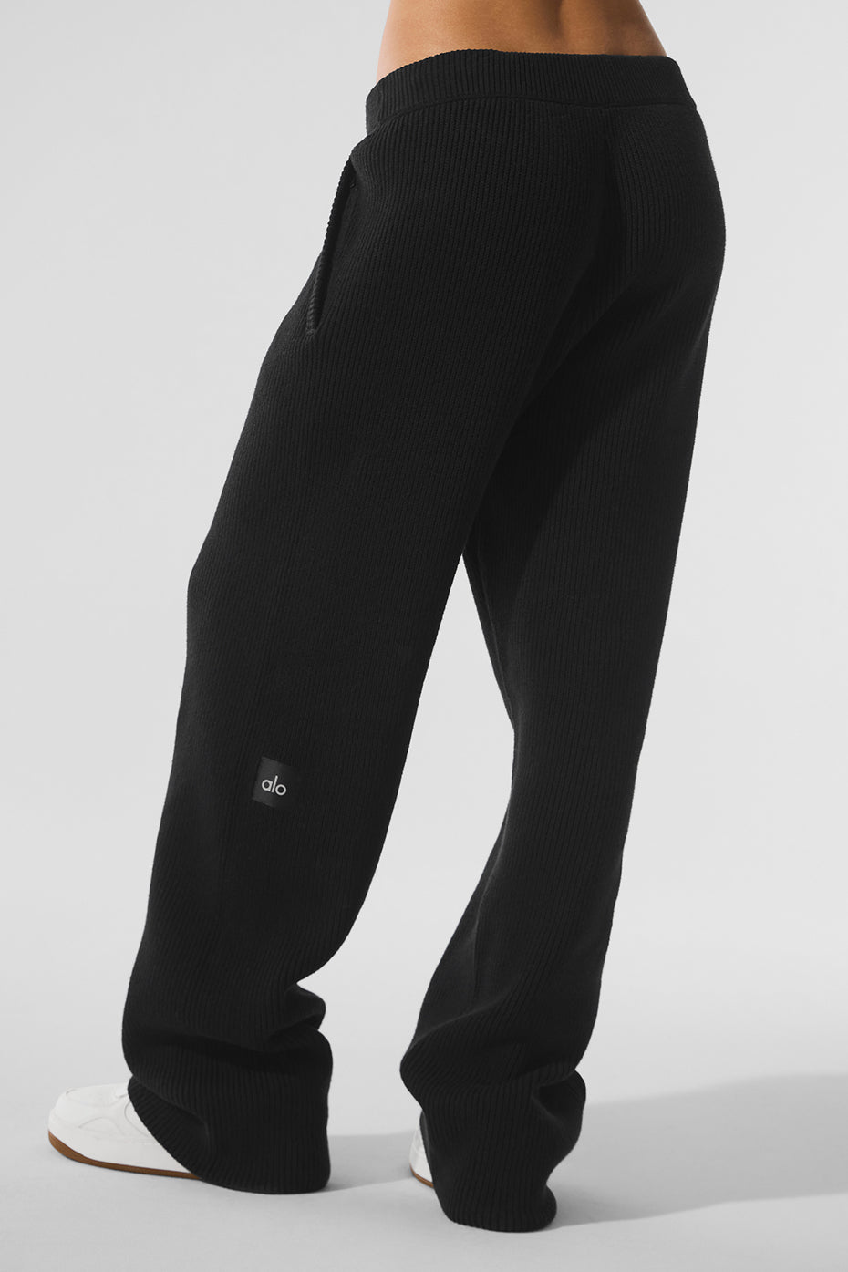 alo Domain Rib Knit Sweatpant - Black