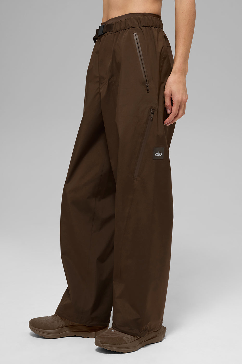 alo Alpha Shell Pant - Espresso