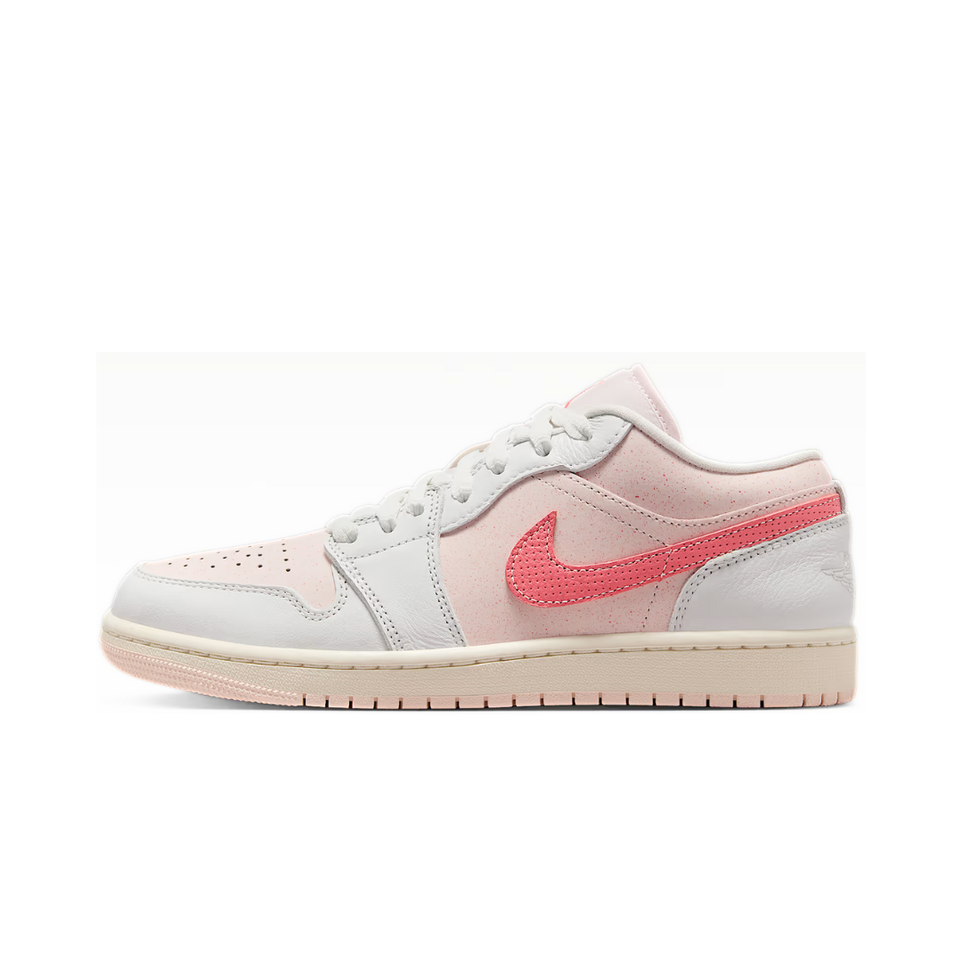 Jordan 1 Low SE Strawberry Milkshake (W)