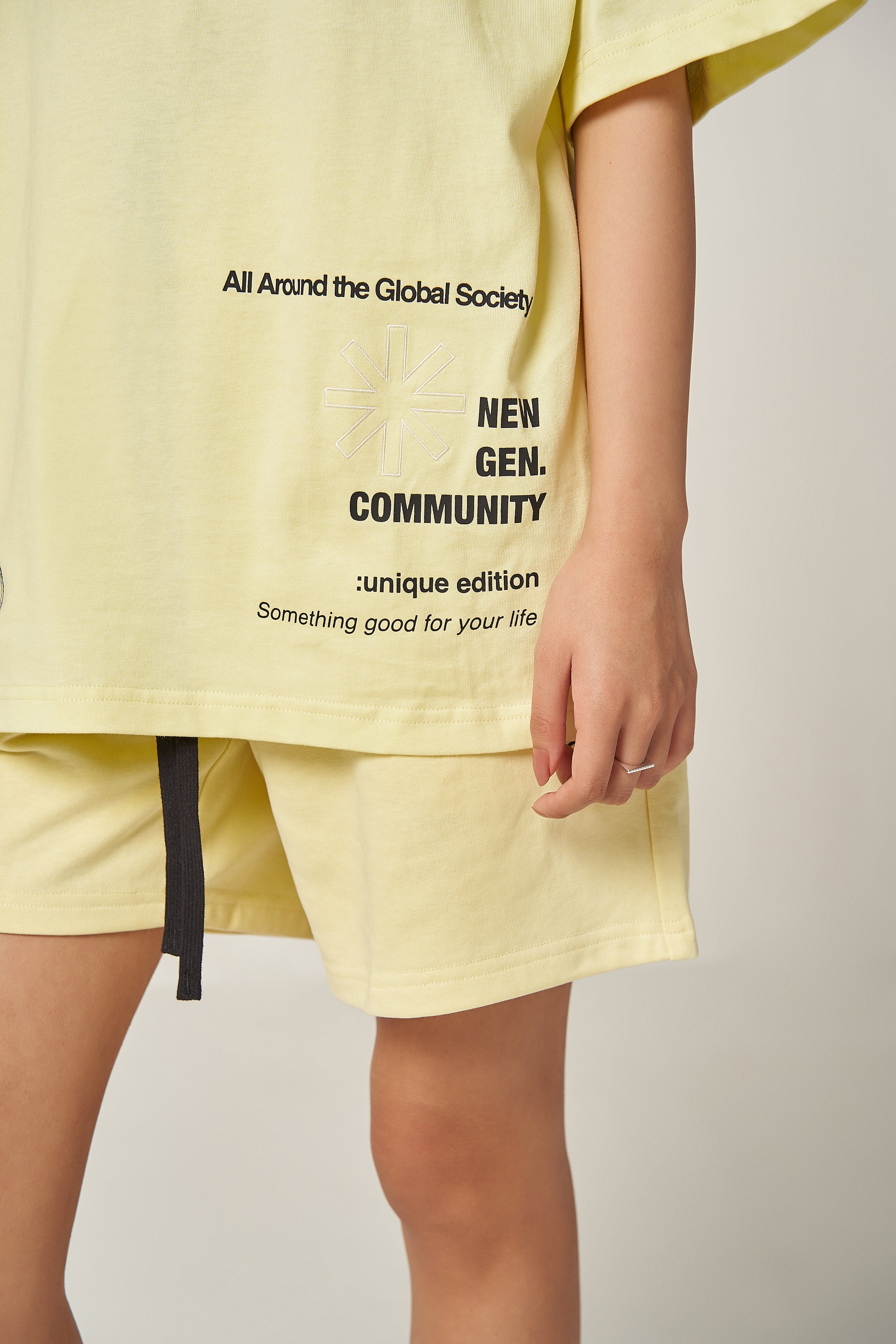 HEARTY GLOBAL COMMUNITY T-SHIRT - YELLOW (UNISEX)