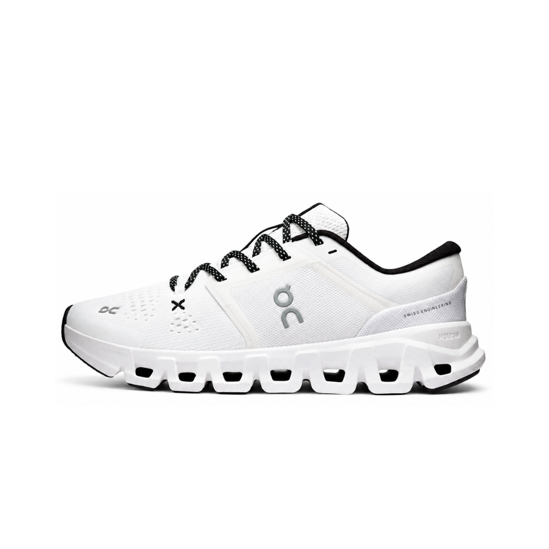 On Running Cloud X 5 White Black