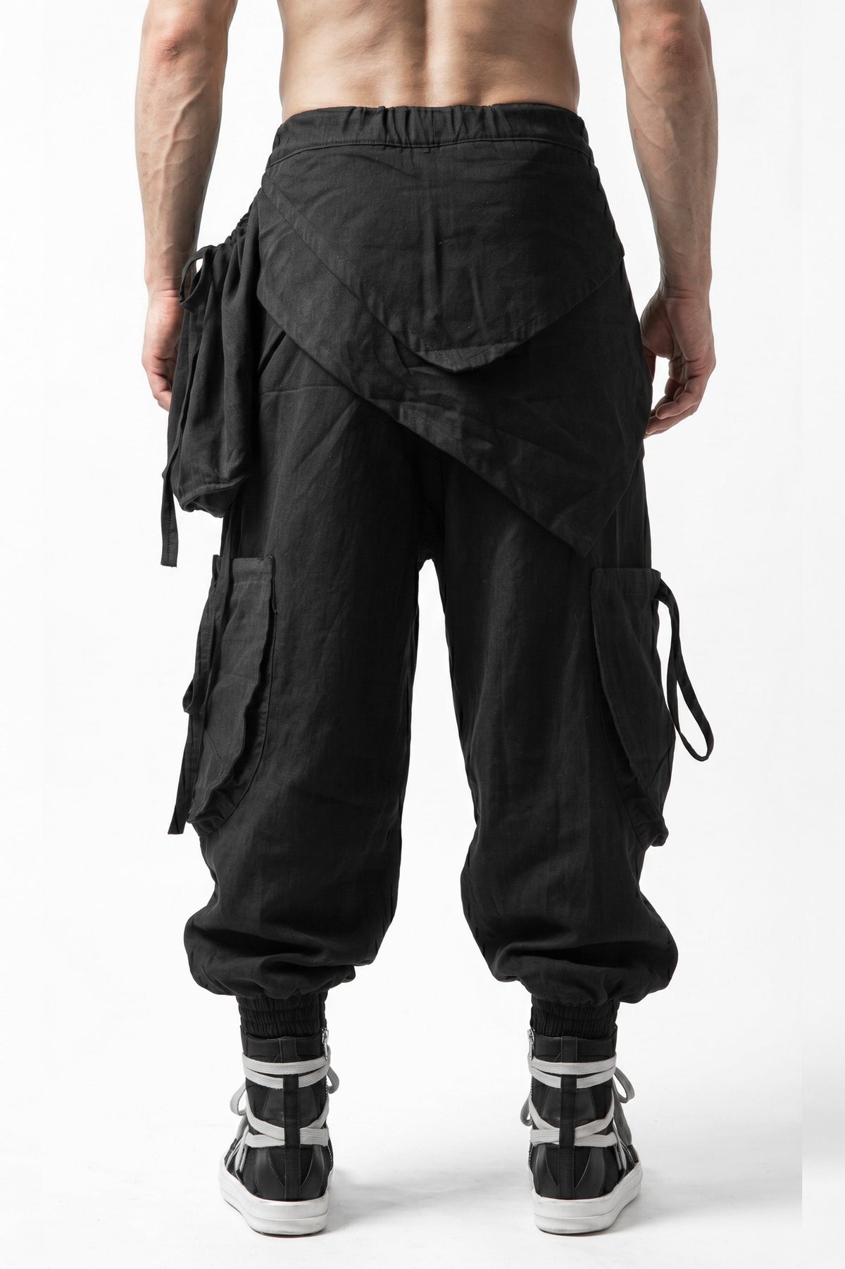 Loin Draped Potli Cargo
