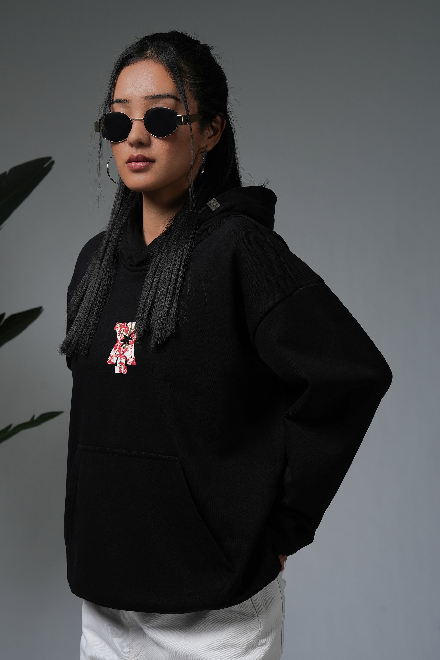 STUDIO HOURS - HOODIE