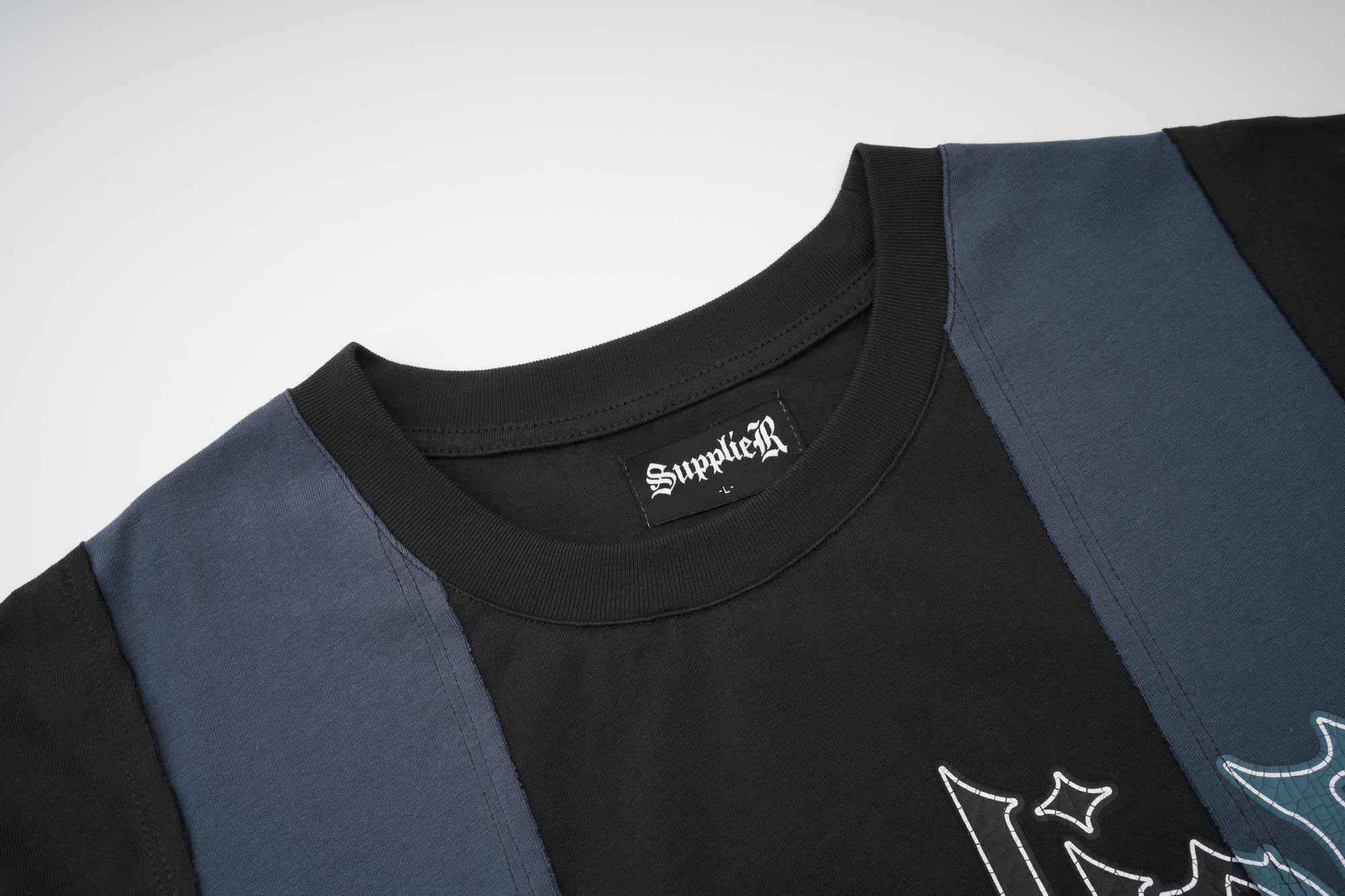 LAYERING IRON LOGO TEE