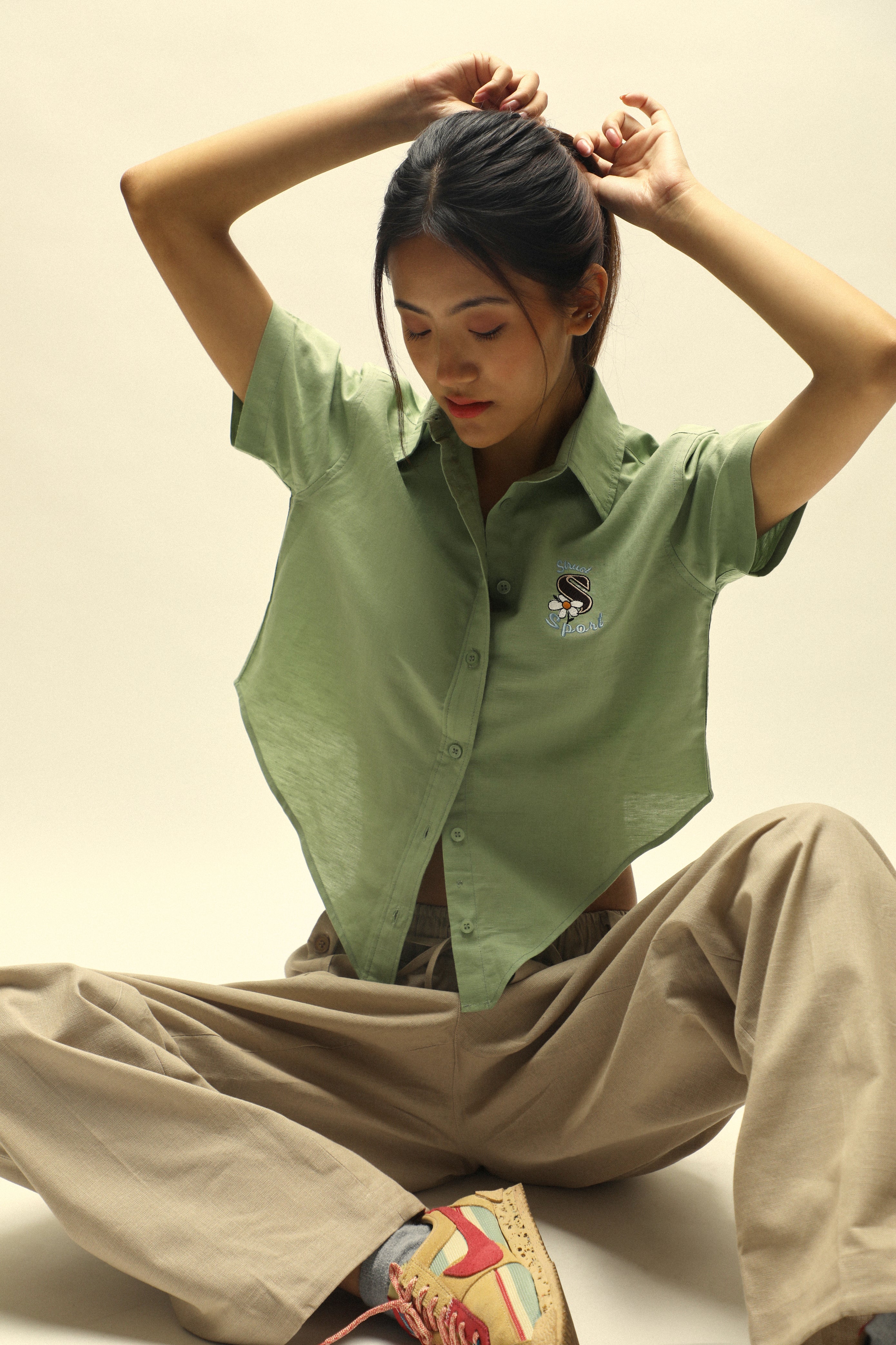 LINEN TRIGON CROP SHIRT