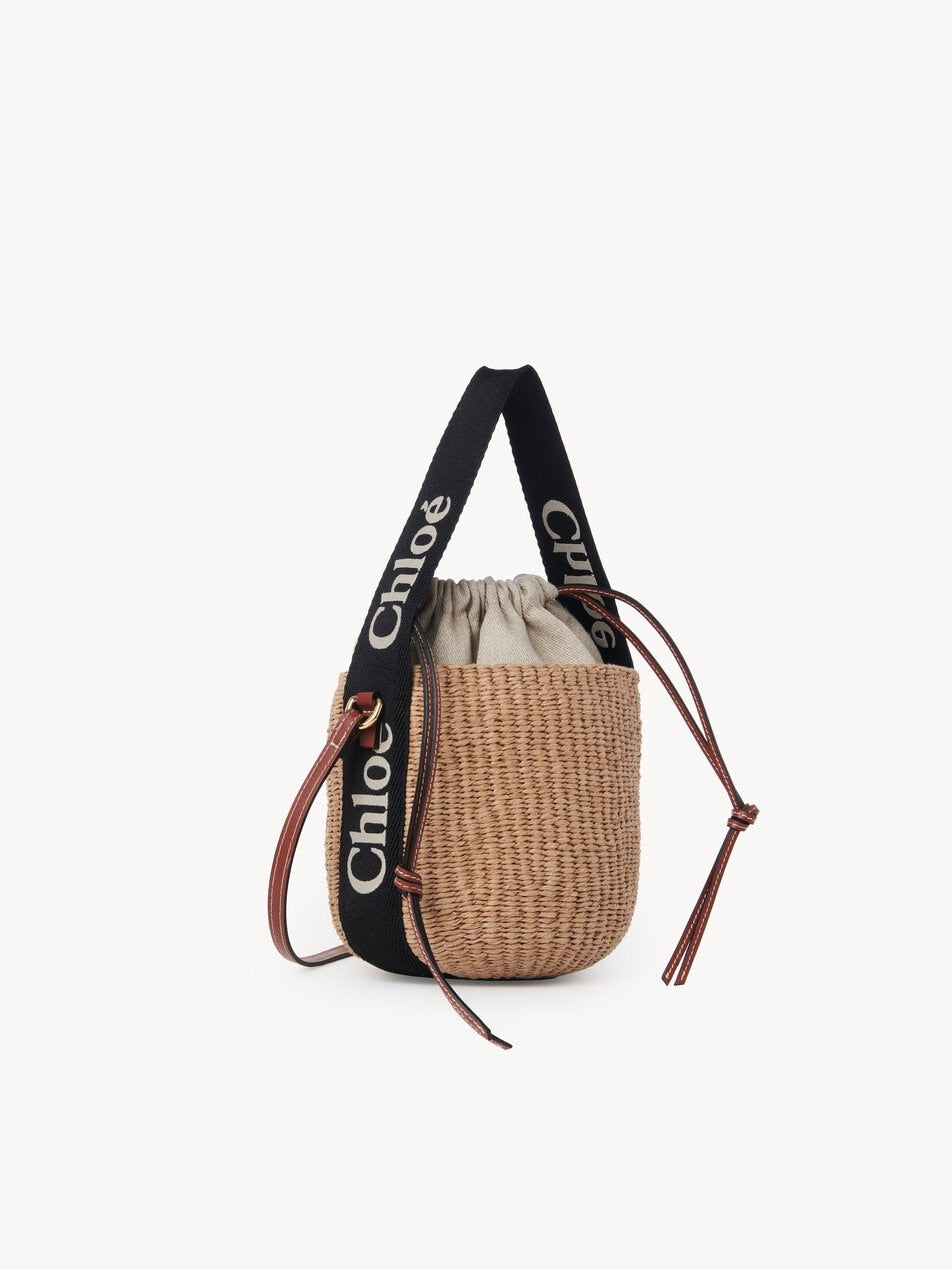 CHLOE Small Woody basket in natural fibers Black / Beige