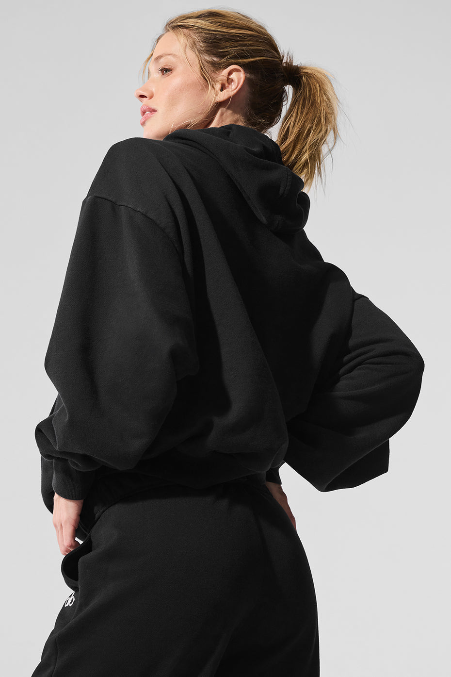 alo Accolade Hoodie - Black