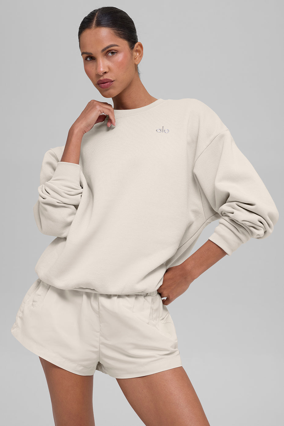 alo Accolade Crew Neck Pullover - Bone