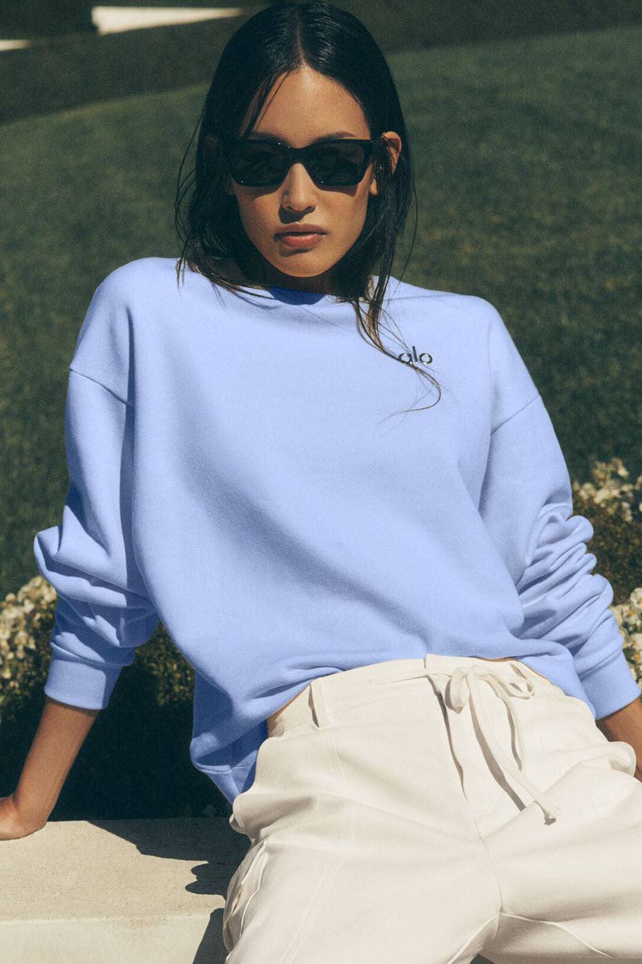 alo Accolade Crew Neck Pullover - Light Provence Blue