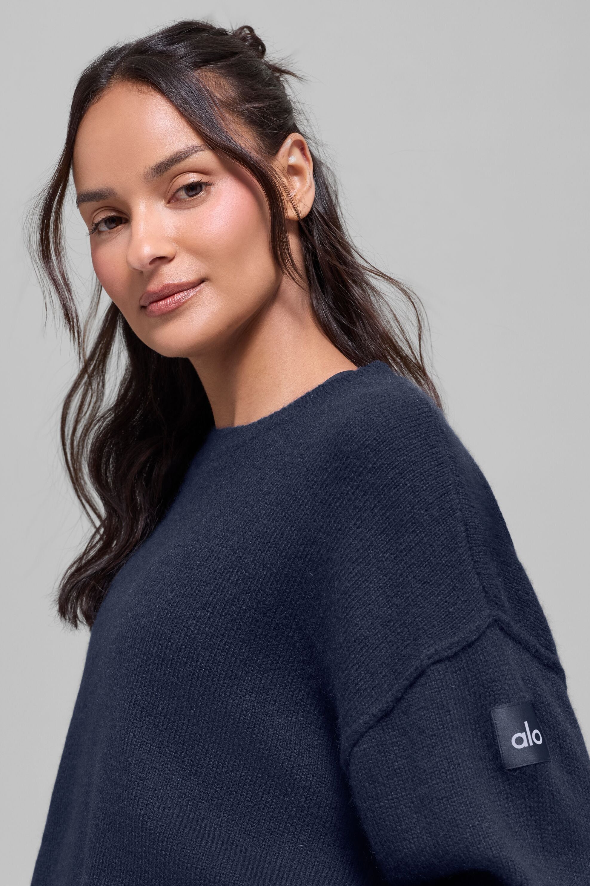 alo Unisex Wool Cashmere New Class Crewneck Sweater - Navy