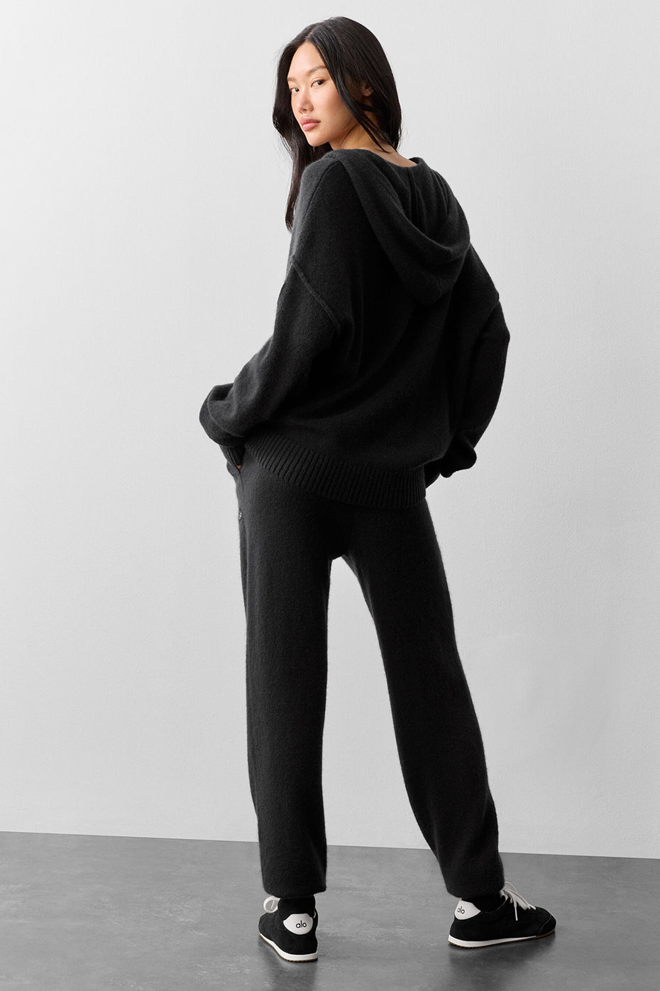 alo Wool Cashmere New Class Full Zip Hoodie - Black