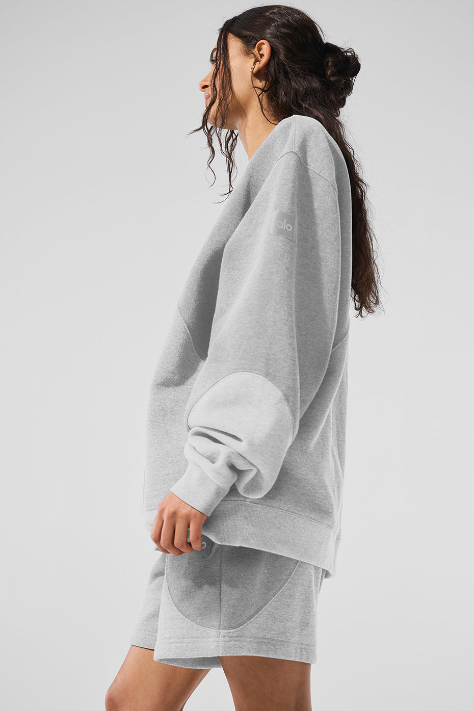 alo Make Waves Crew Neck Pullover - Athletic Heather Grey Tonal