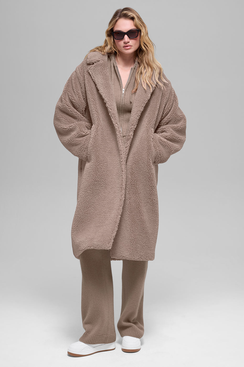 alo Oversized Sherpa Trench - Chai Latte