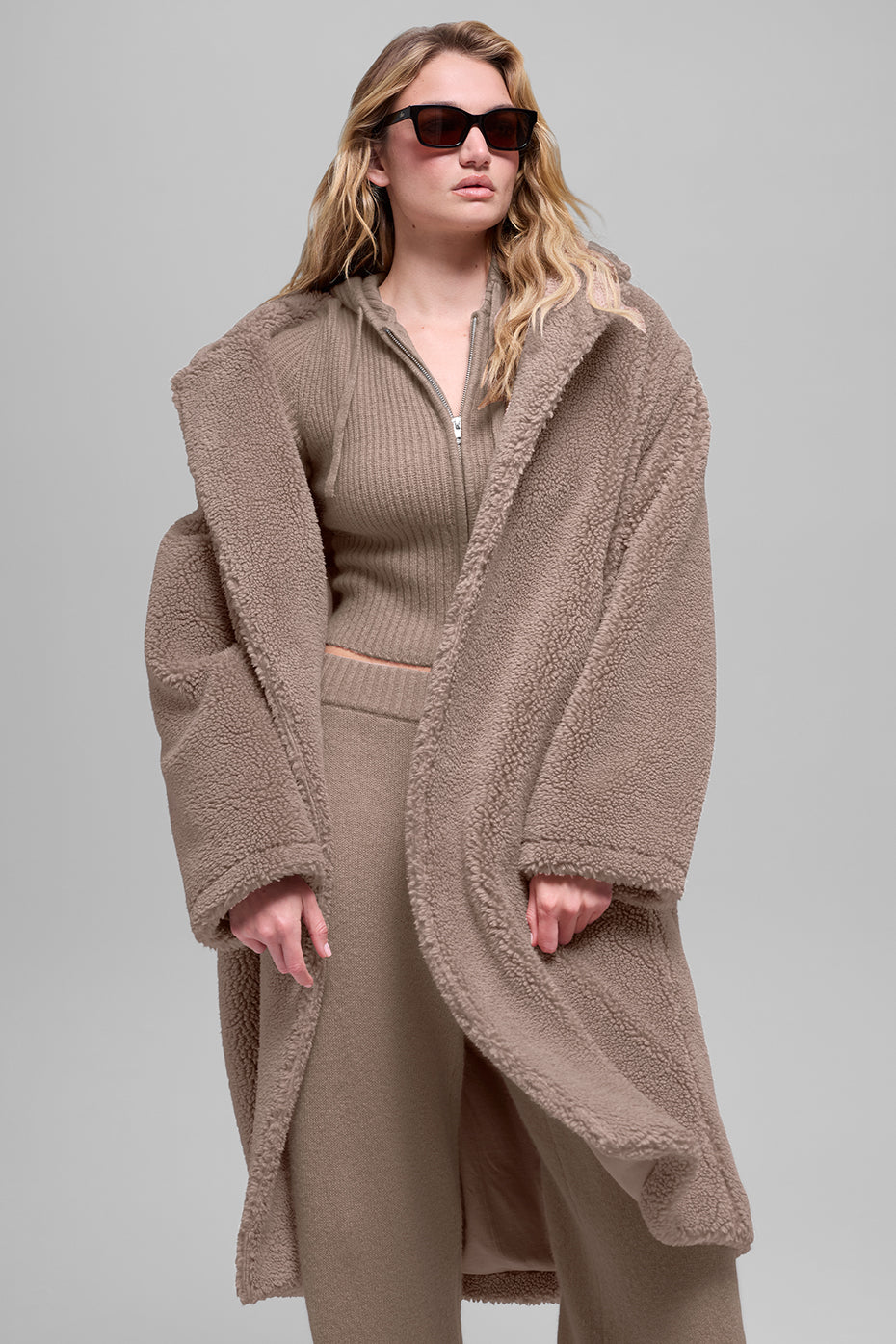alo Oversized Sherpa Trench - Chai Latte
