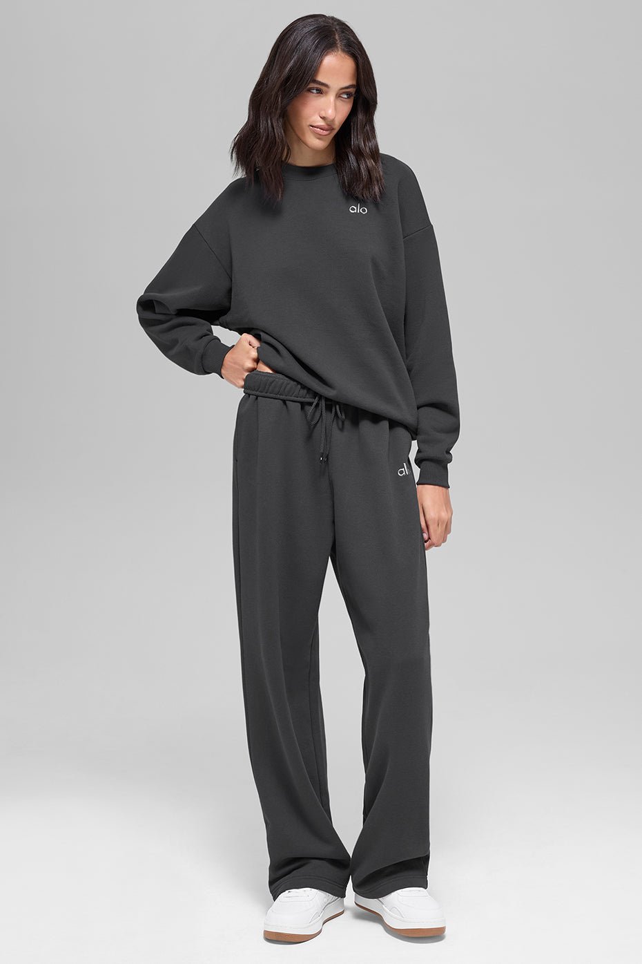 alo Accolade Straight Leg Sweatpant - Anthracite