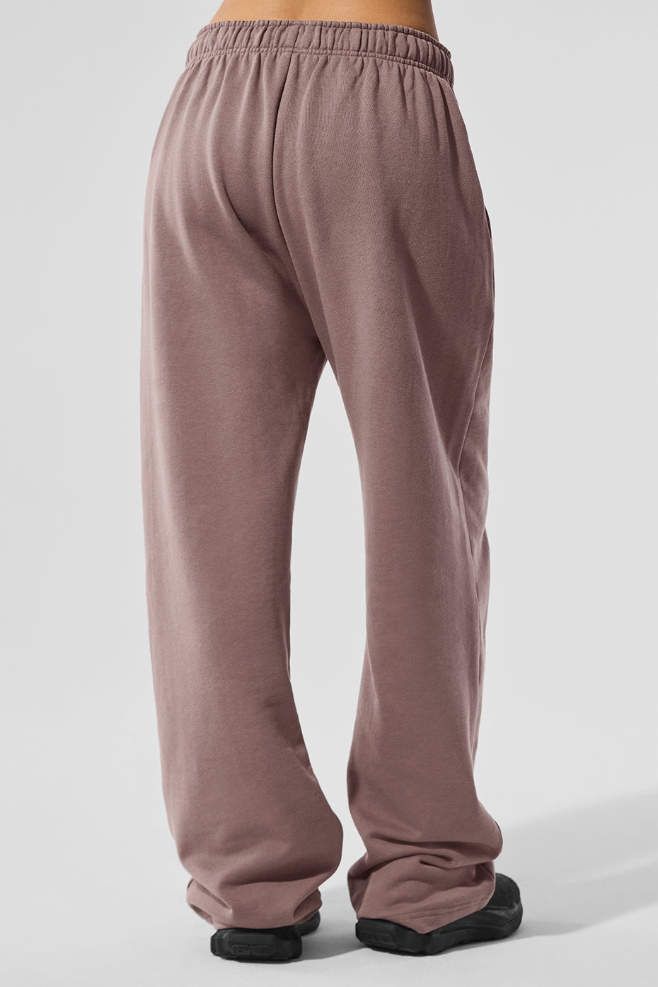 alo Accolade Straight Leg Sweatpant - Mushroom