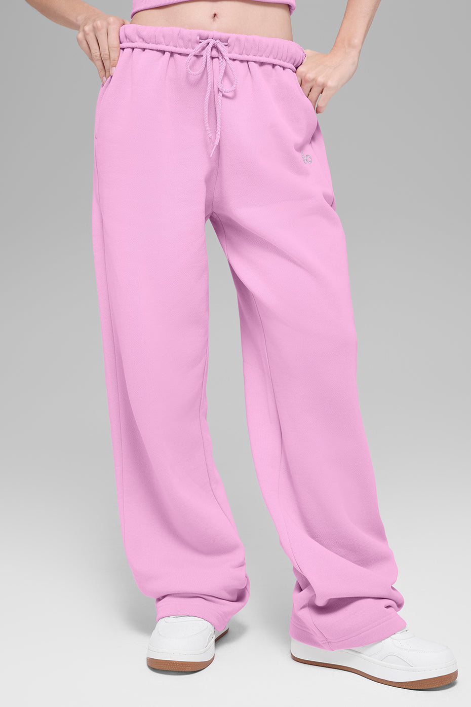 alo Accolade Straight Leg Sweatpant - Candy Heart Pink