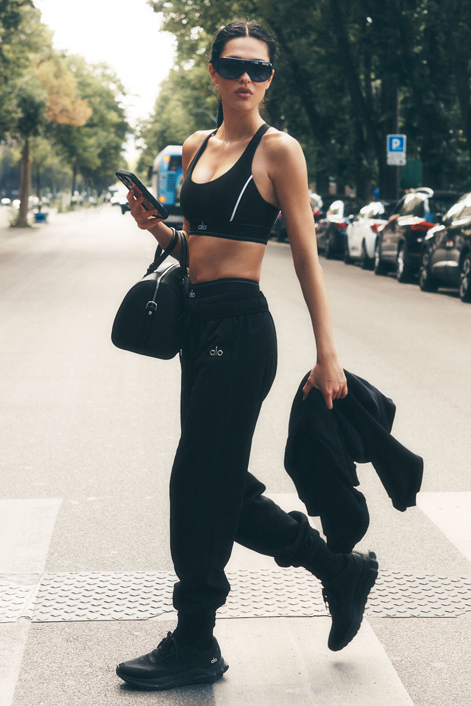 alo Accolade Sweatpant - Black