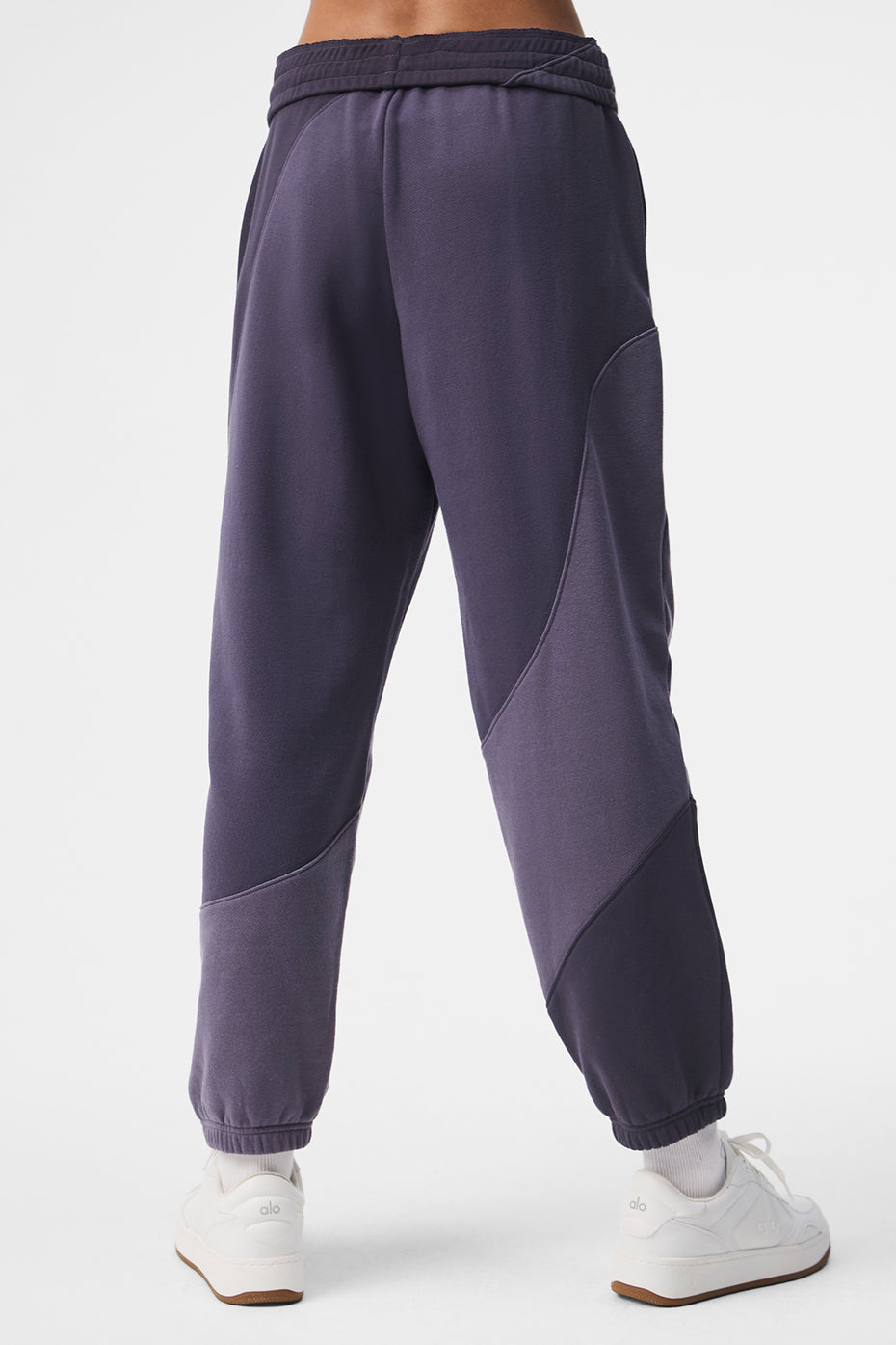 alo Make Waves Sweatpant - Italian Plum Tonal