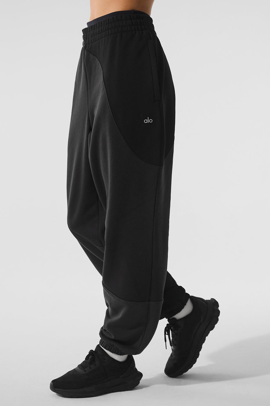 alo Make Waves Sweatpant - Vintage Black Tonal