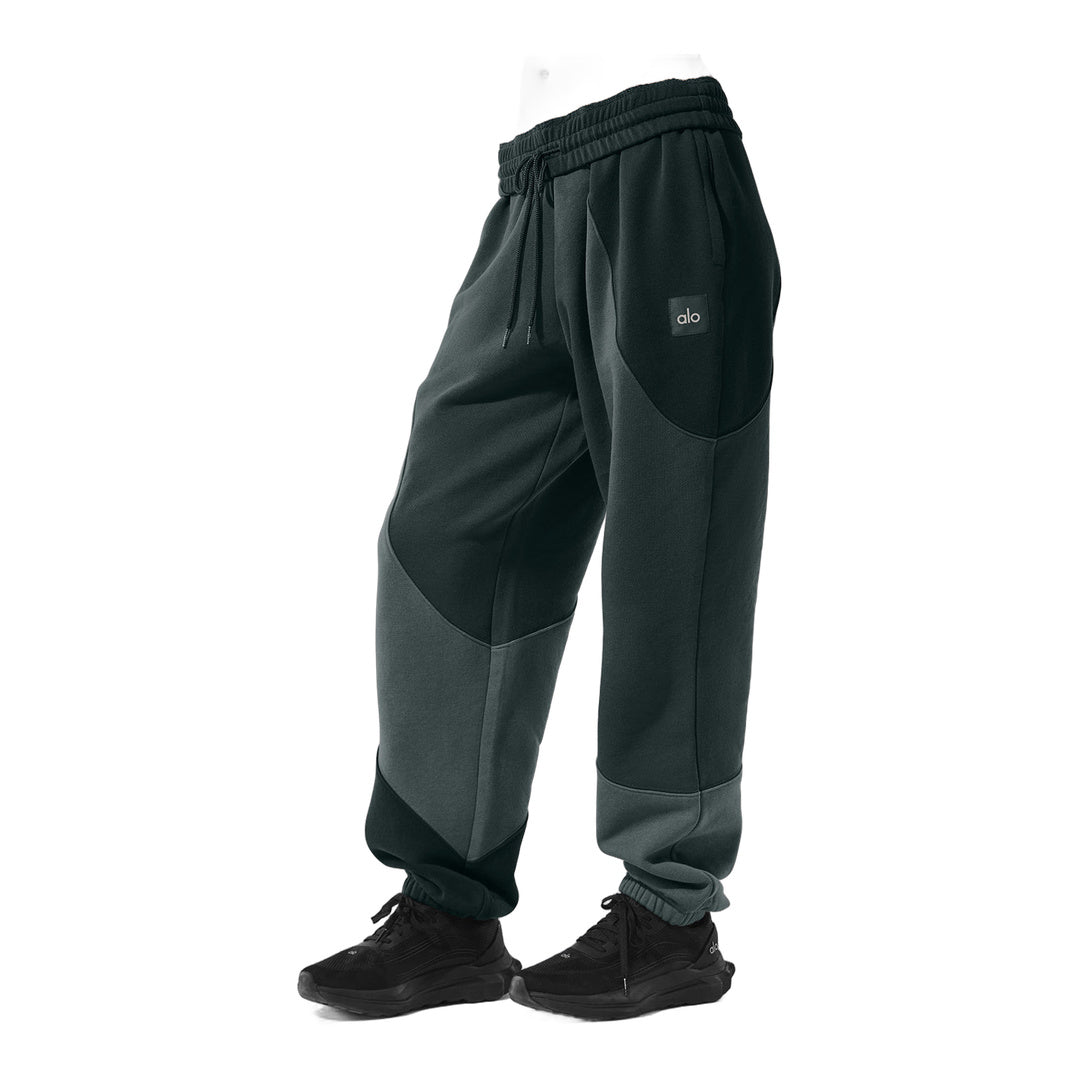 alo Make Waves Sweatpant - Charcoal Green Tonal