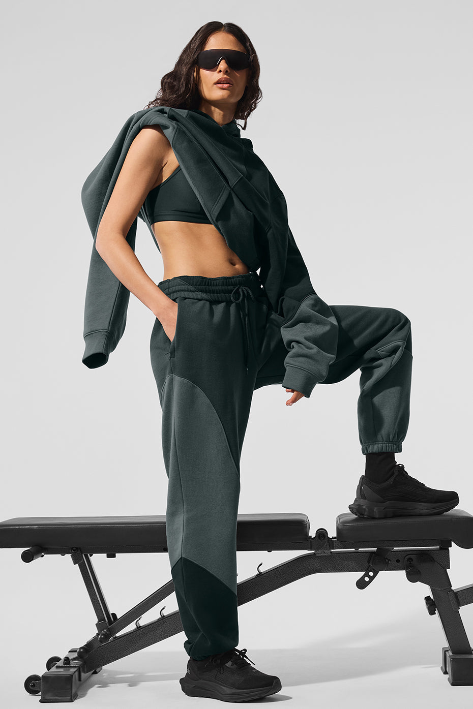 alo Make Waves Sweatpant - Charcoal Green Tonal