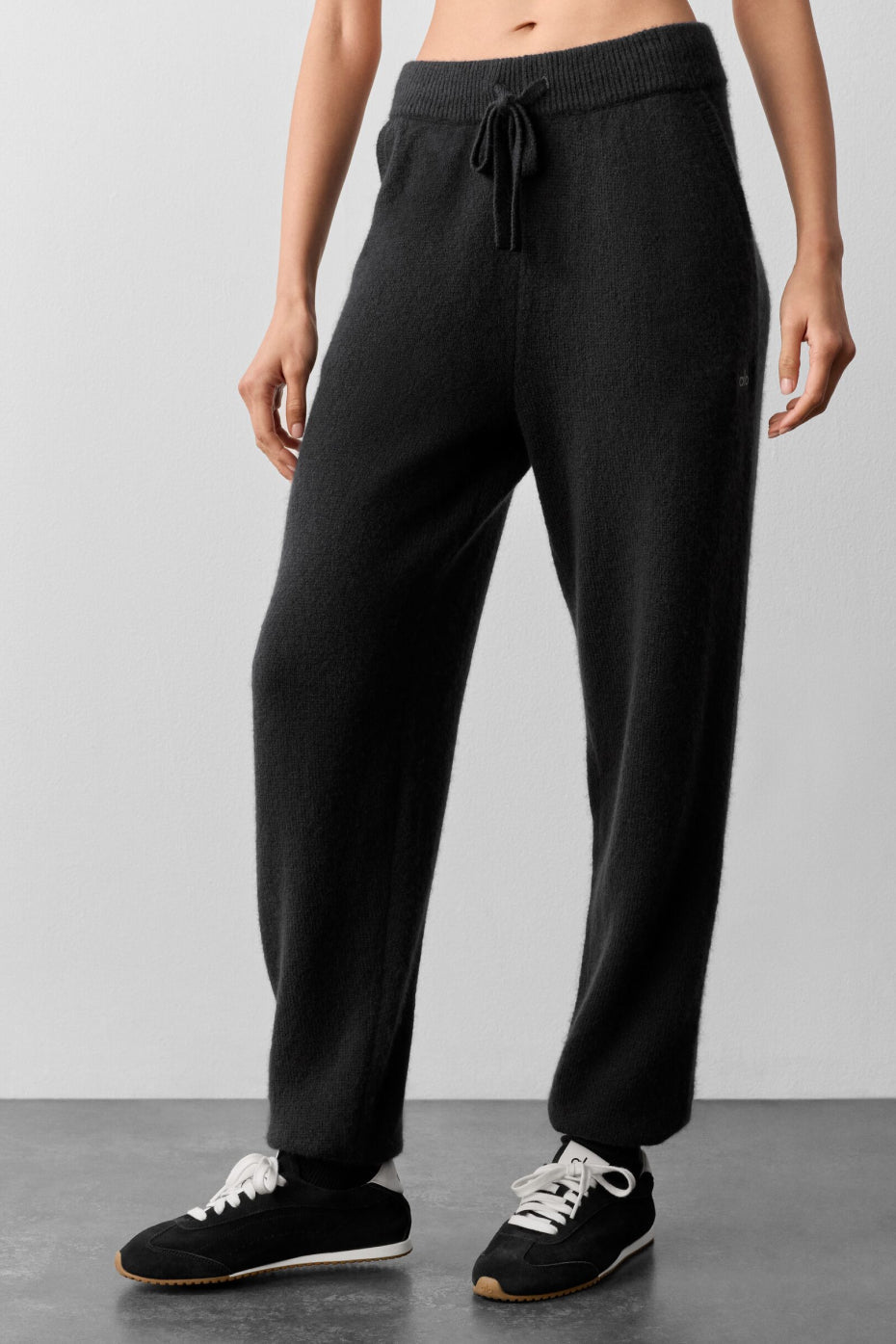 alo Wool Cashmere New Class Sweatpant - Black