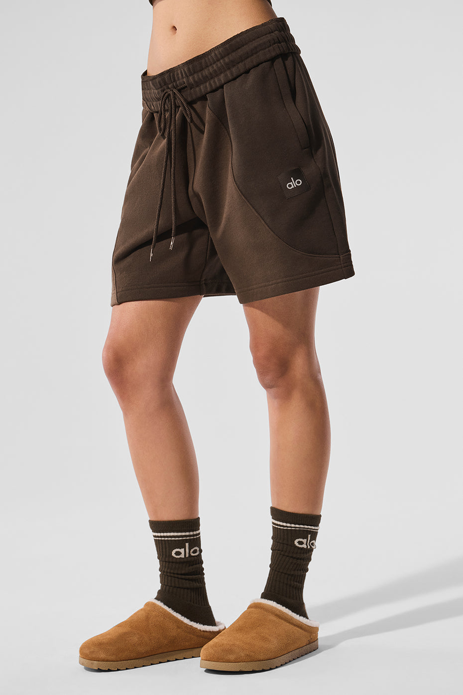 alo 7" Make Waves Short - Espresso Tonal