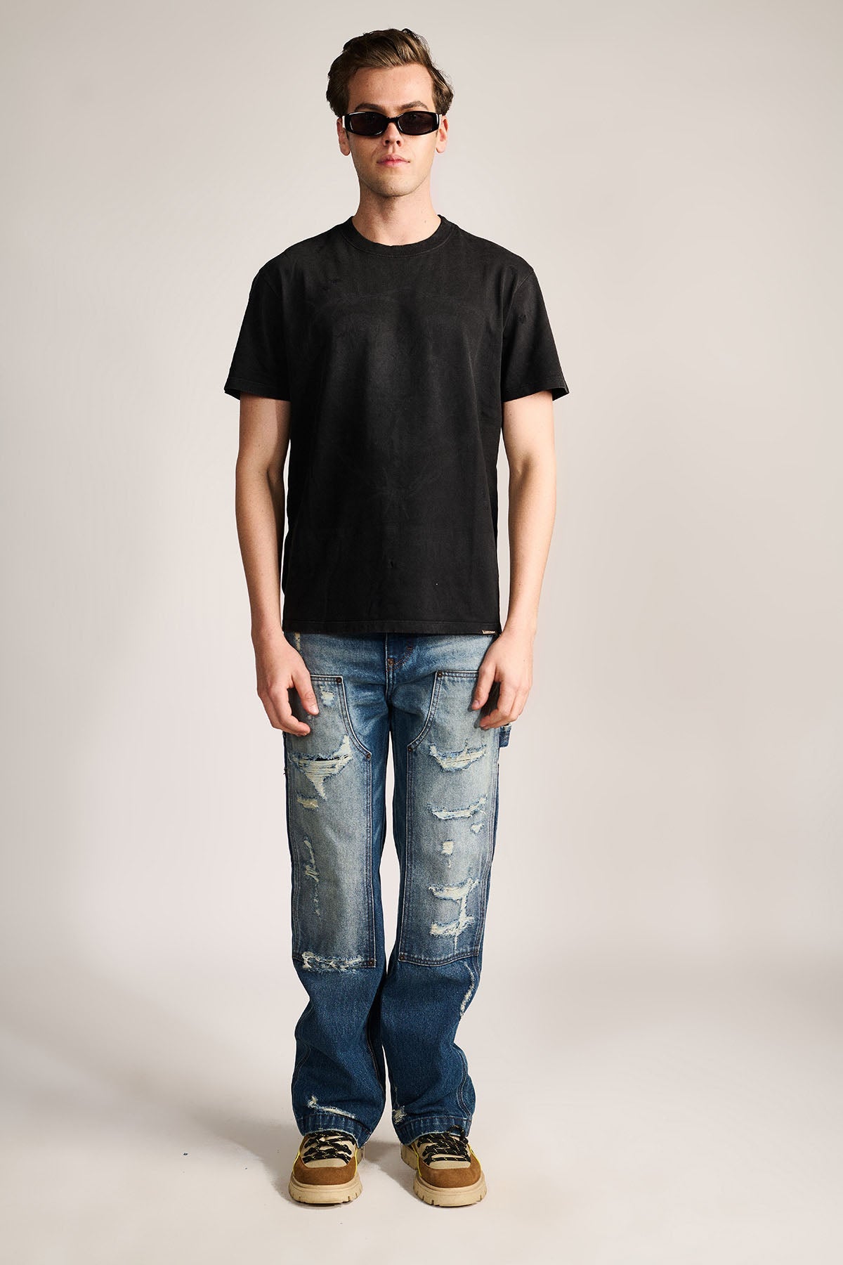 Barbed Wire Tee- Vintage Black