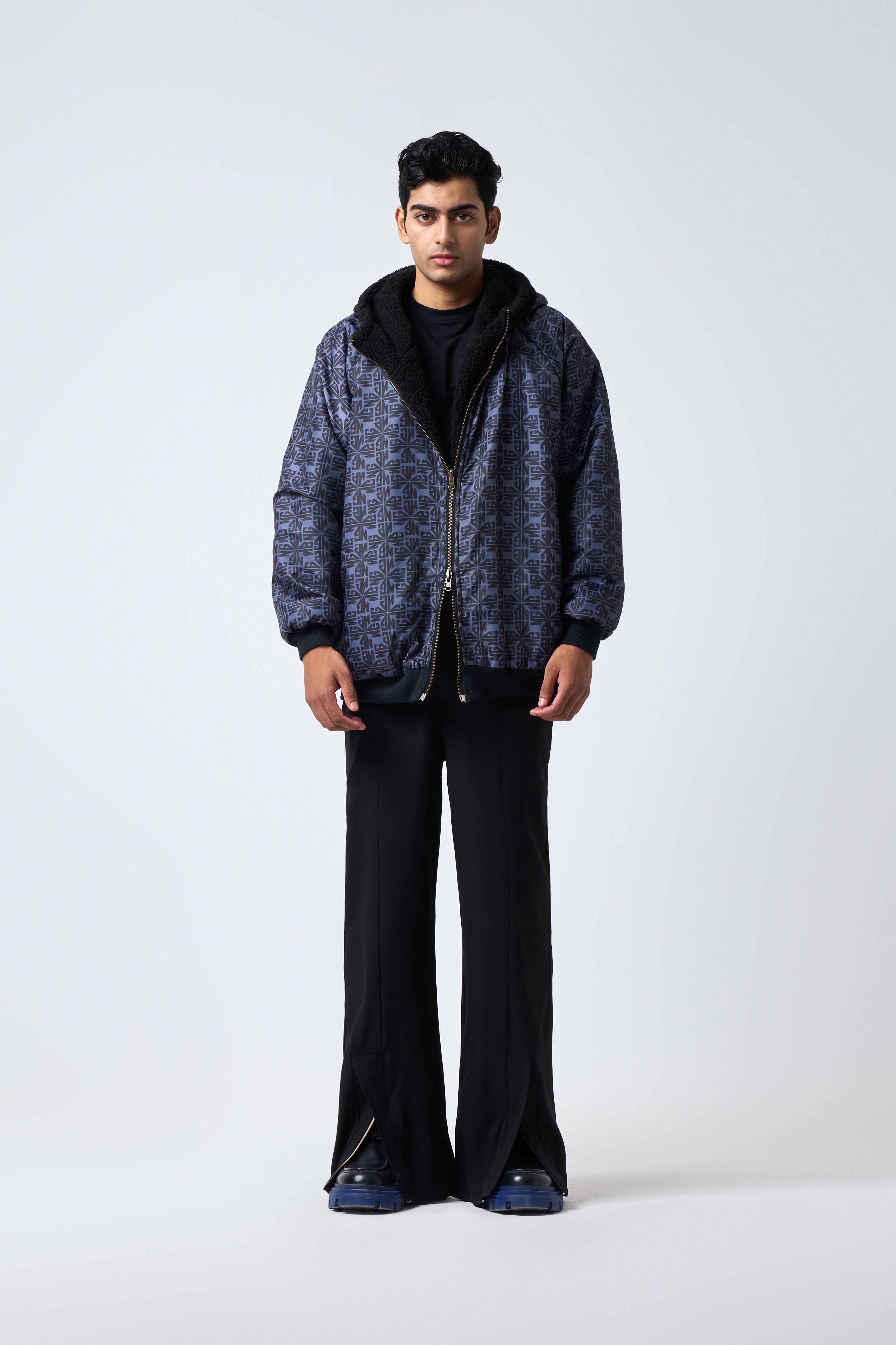 NG REVERSIBLE SHERPA (BLACK)