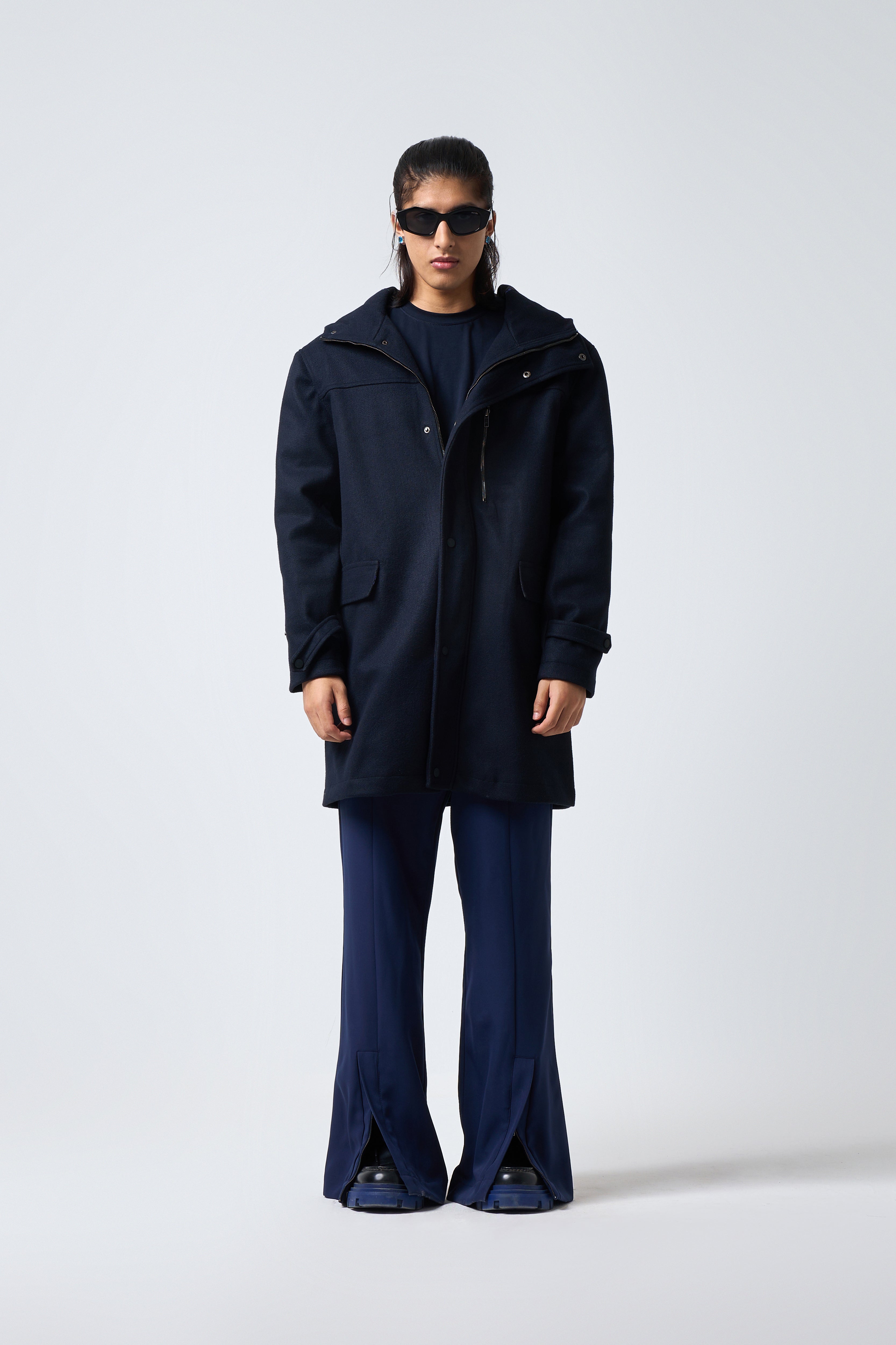 COLD HEART TRENCH COAT (NAVY)