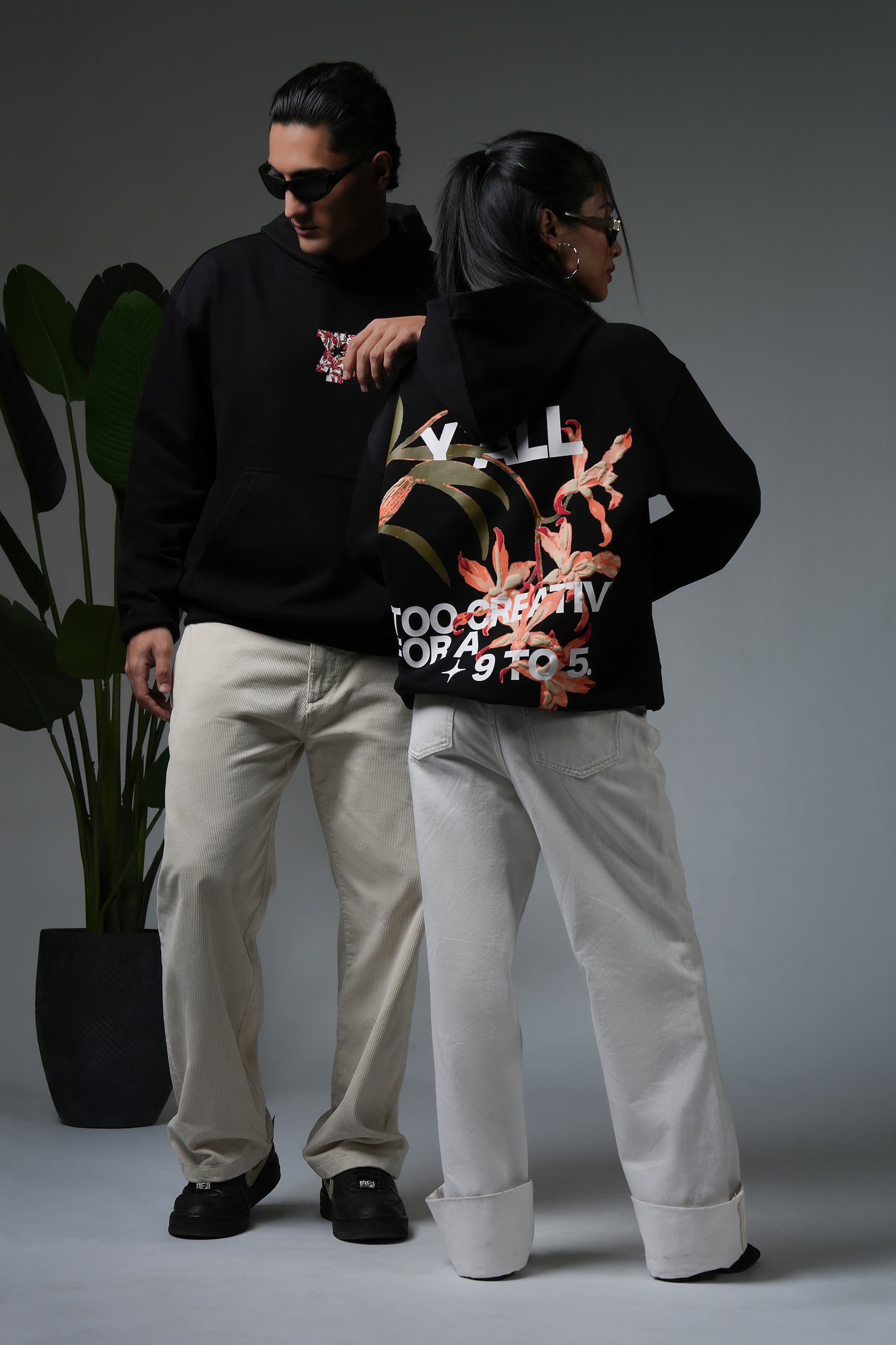 STUDIO HOURS - HOODIE