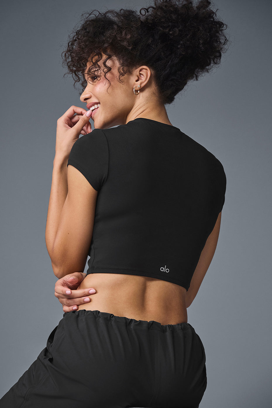 alo Alosoft Crop Finesse Short Sleeve - Black