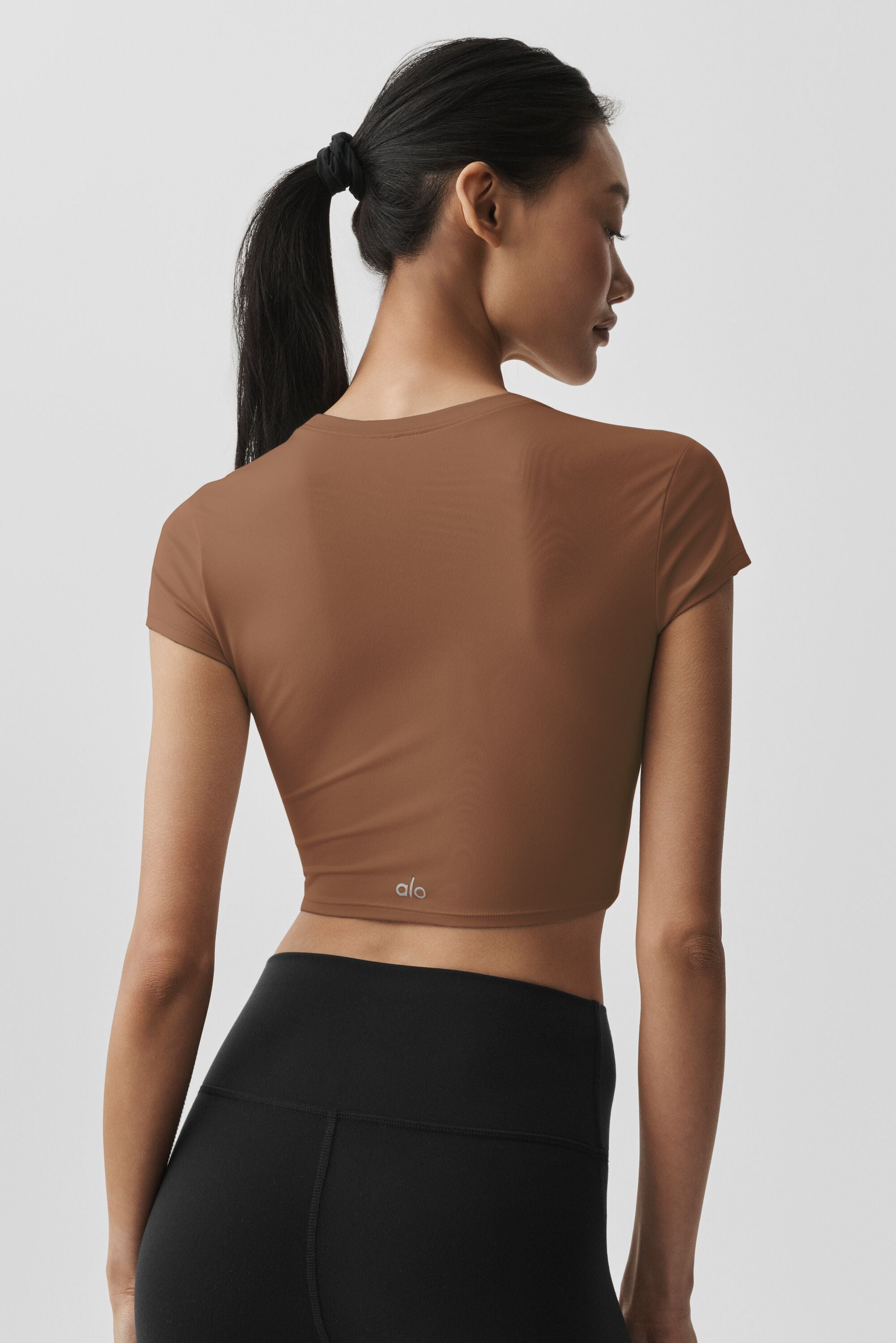 alo Alosoft Crop Finesse Short Sleeve - Sun Kissed Brown