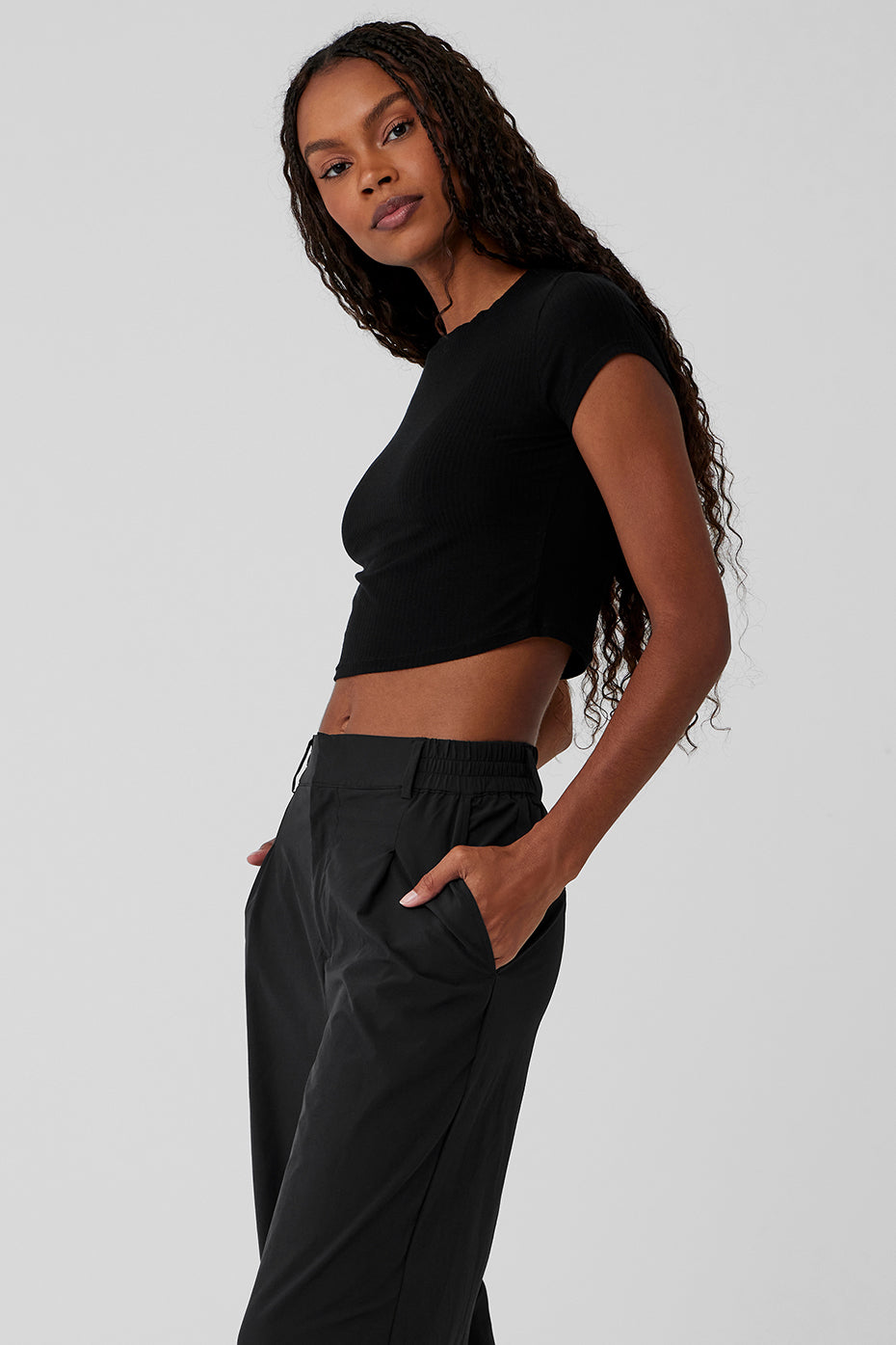 alo Ribbed Sea Coast Cropped Short Sleeve Tee - Black