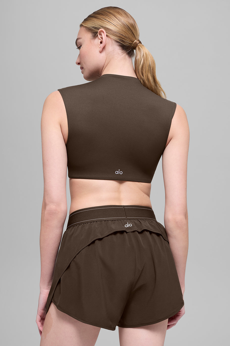 alo ALO Softsculpt Capped Out Short Sleeve - Espresso