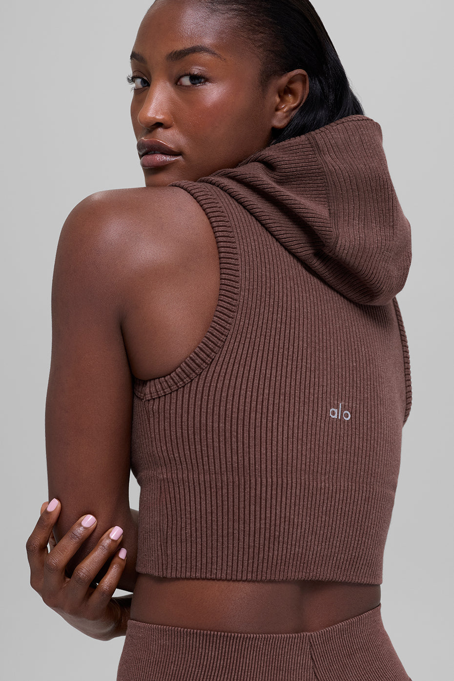 alo Seamless Two Tone Rib Hooded Vest - Brownstone Heather