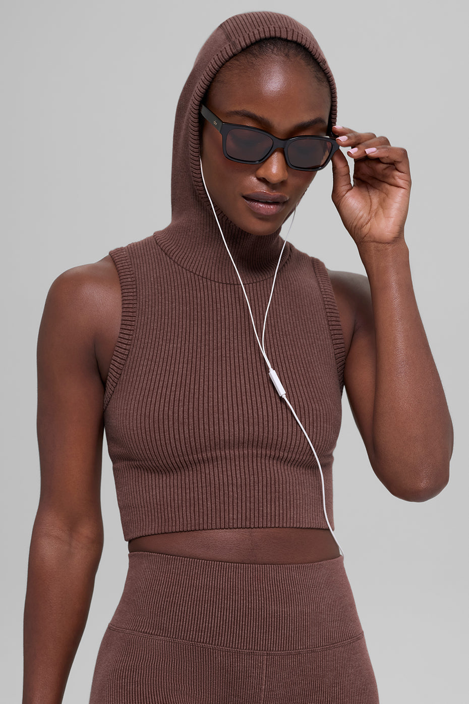 alo Seamless Two Tone Rib Hooded Vest - Brownstone Heather