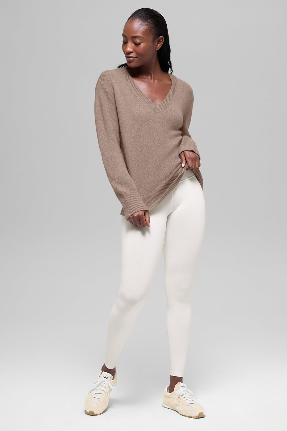alo Wool Cashmere New Class Oversized V-Neck Sweater - Chai Latte