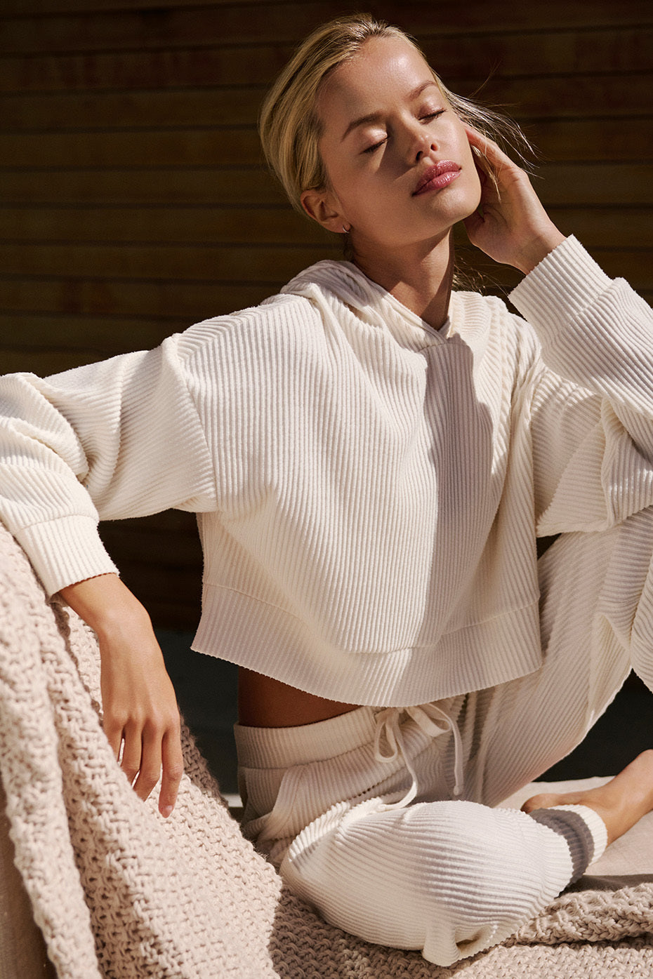 alo Muse Hoodie - Ivory