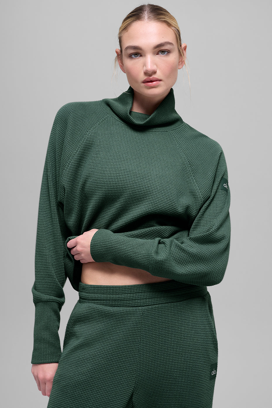 alo Waffle Weekend Escape Mock Neck Long Sleeve - Clover Green