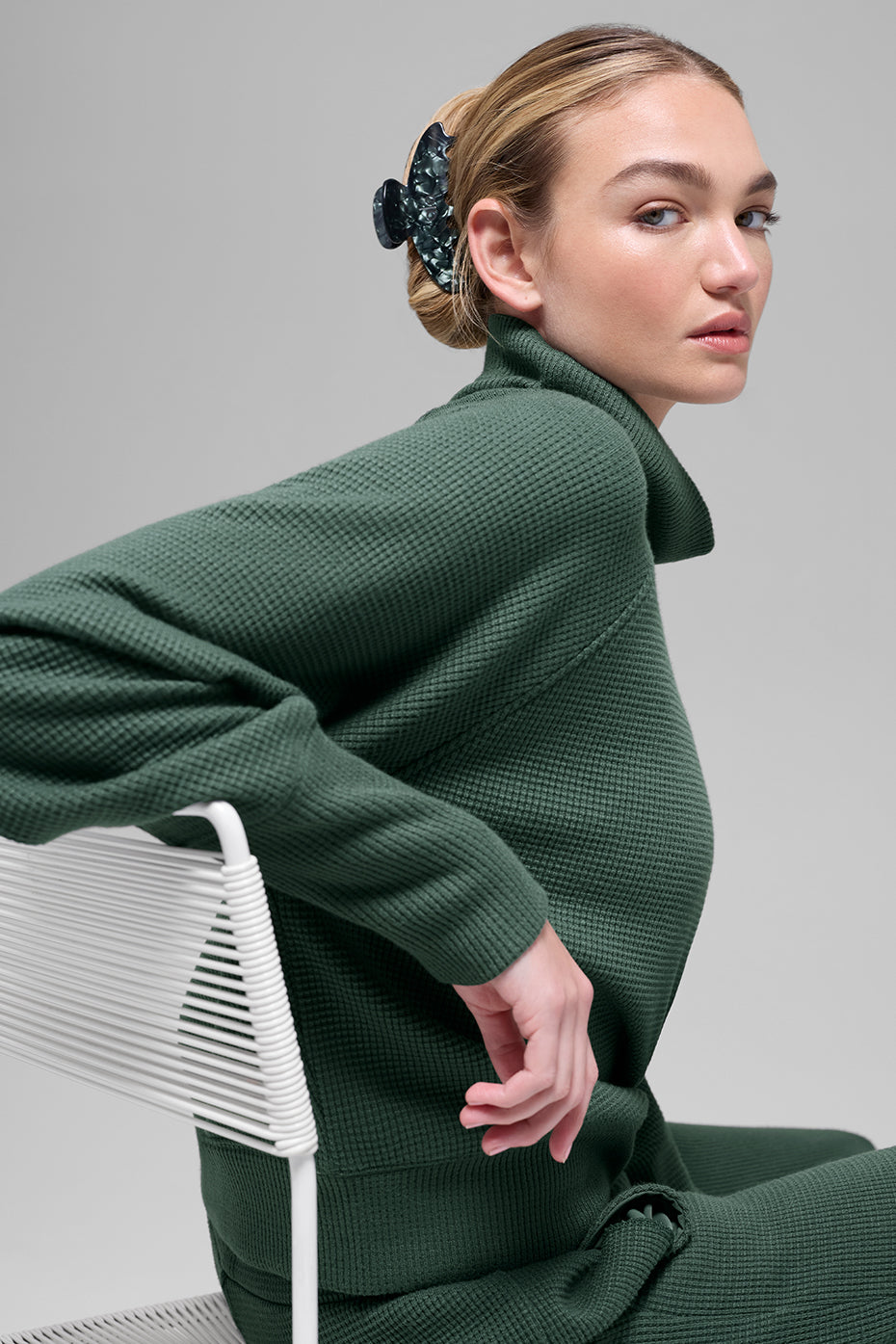 alo Waffle Weekend Escape Mock Neck Long Sleeve - Clover Green