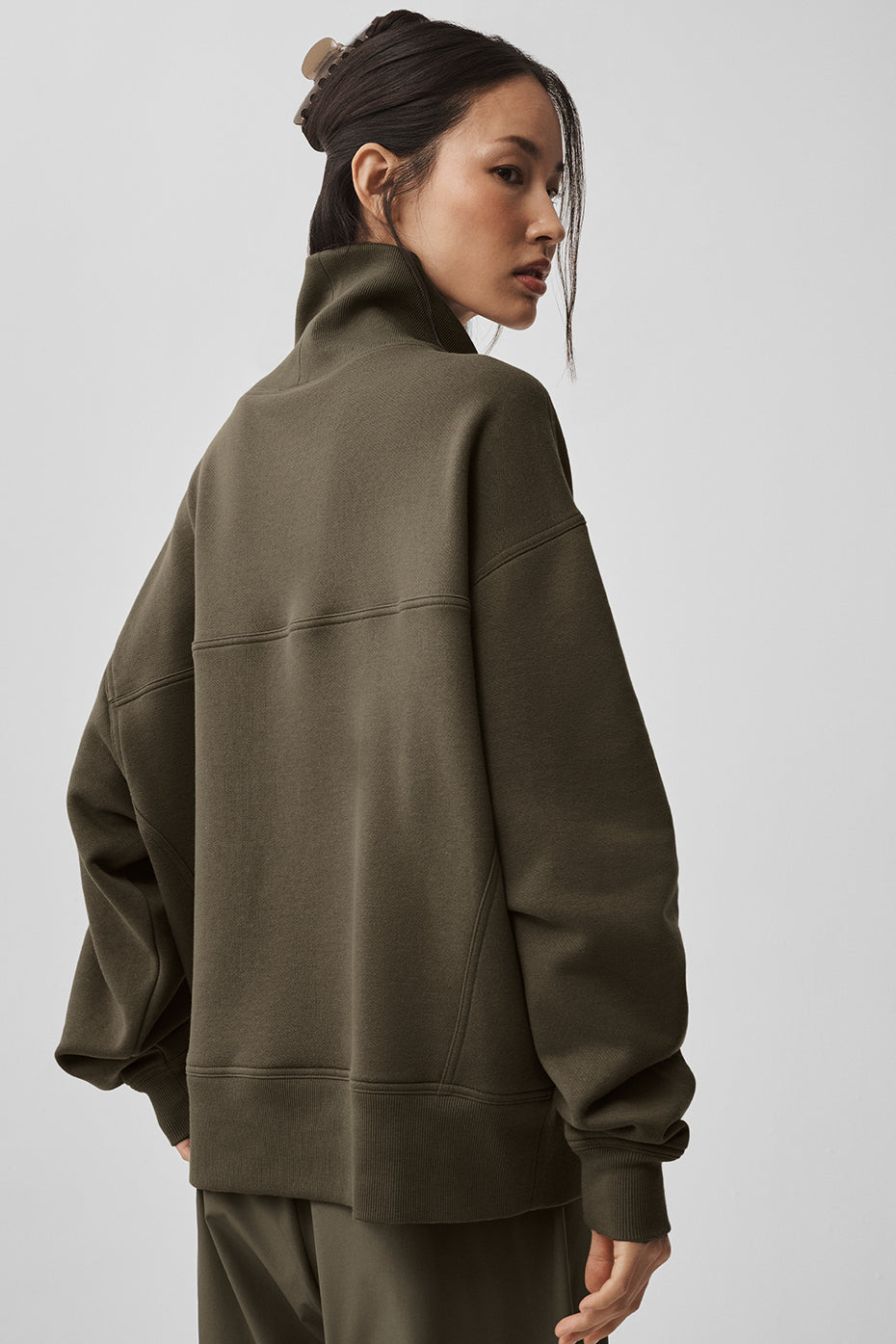 alo Hazy Mock Neck Pullover - Olive Tree