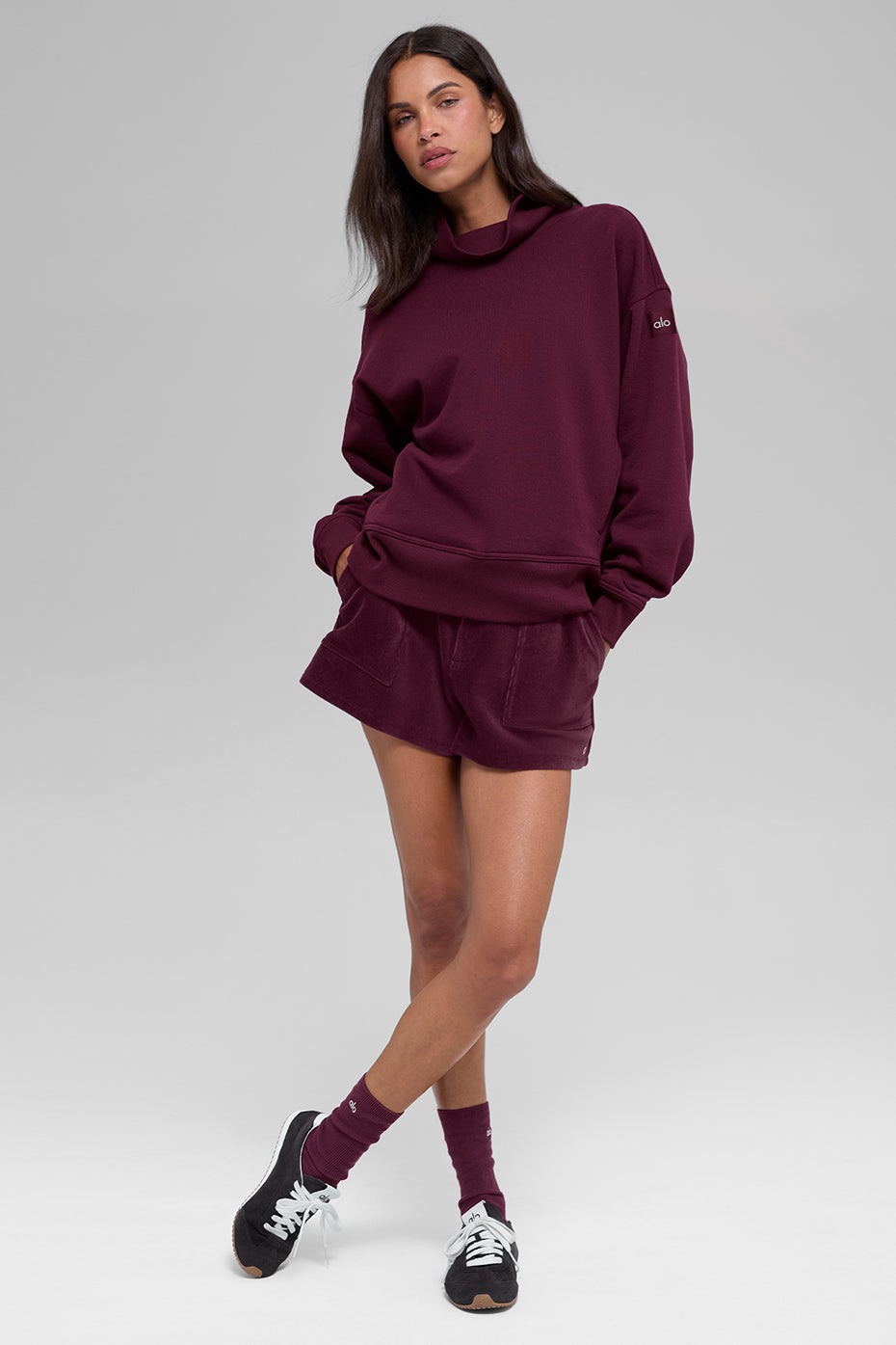 alo Hazy Mock Neck Pullover - Burgundy