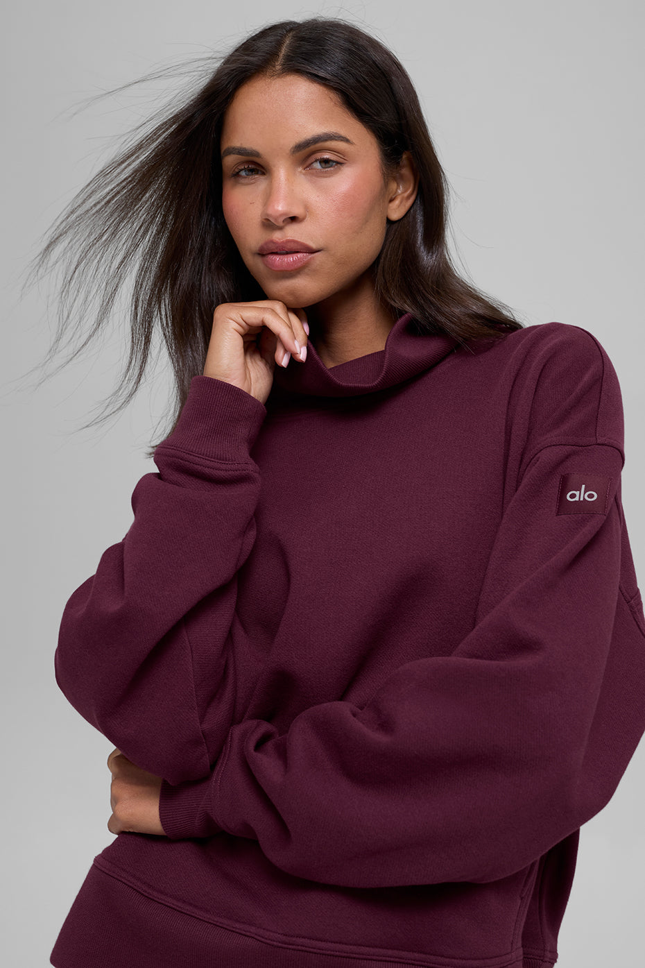 alo Hazy Mock Neck Pullover - Burgundy