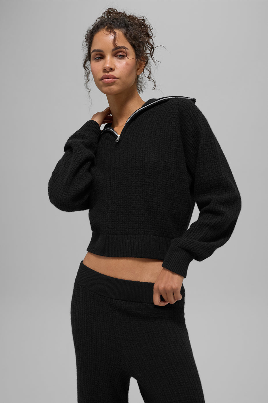alo Cashmere Plush Waffle 1/4 Zip Pullover - Black