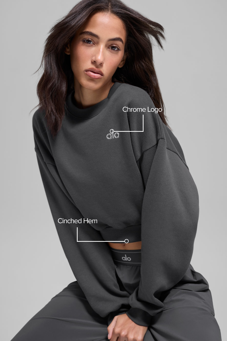 alo Cropped Accolade Crewneck - Anthracite