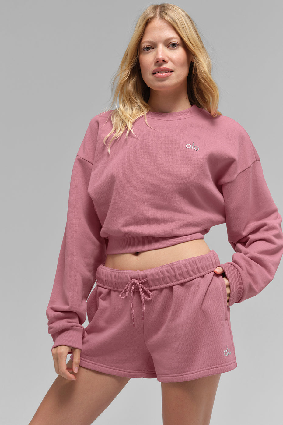 alo Cropped Accolade Crewneck - Pink Wild Rose