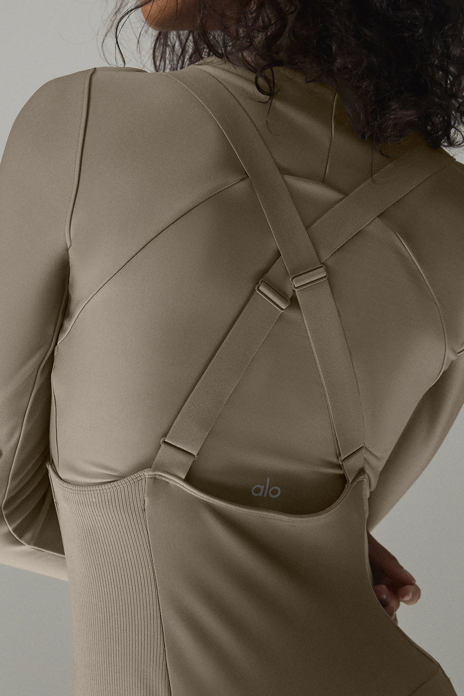 alo Airlift Winter Warm Mesh Ski Time Long Sleeve - Light Cocoa